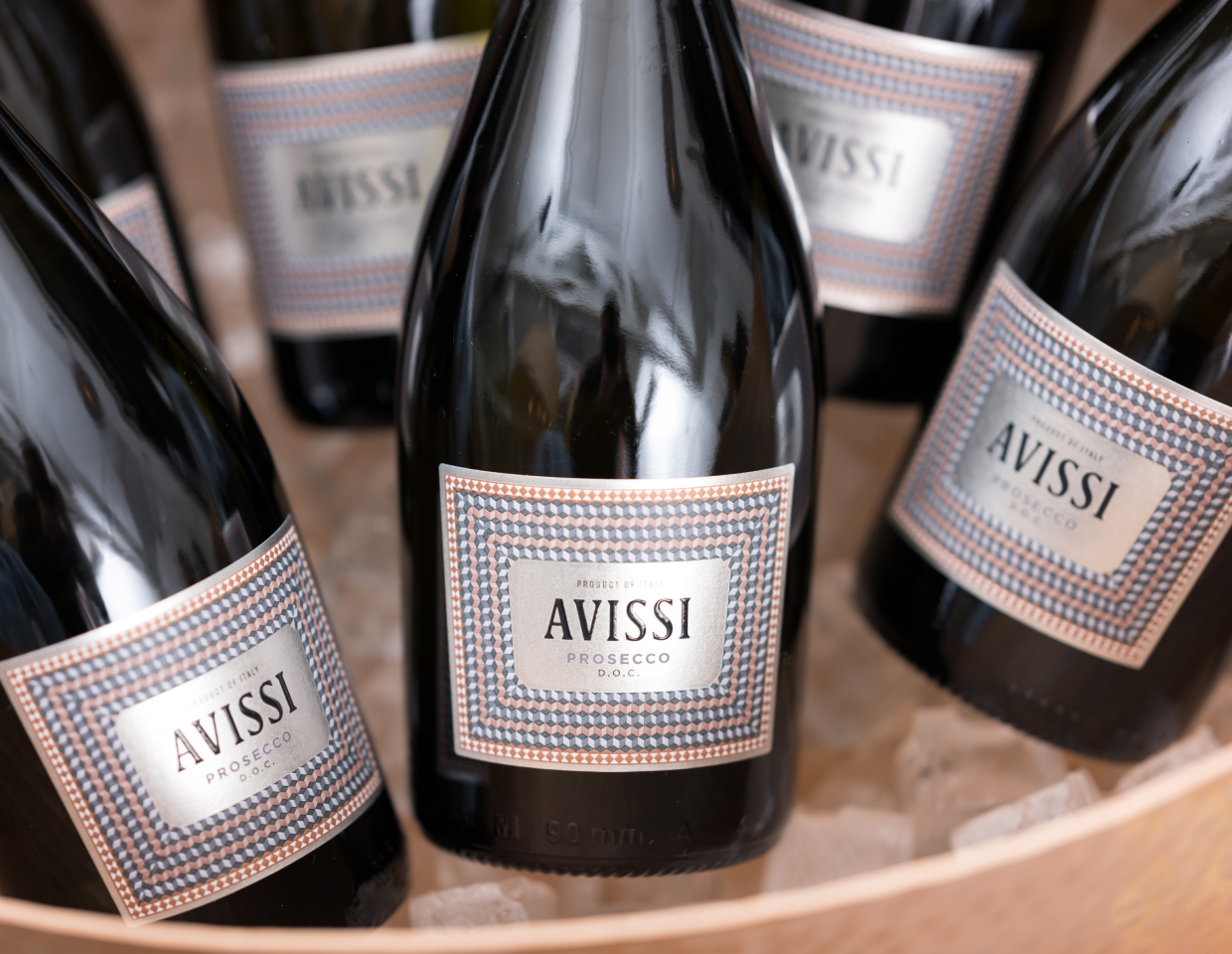 Bottles of Avissi prosecco over ice